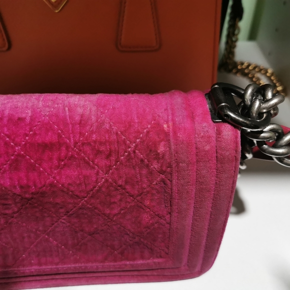 (Sold)100% Authentic Channel  Mini Boy Shoulder Crossbody Velvet Leather - Picture 7 of 16